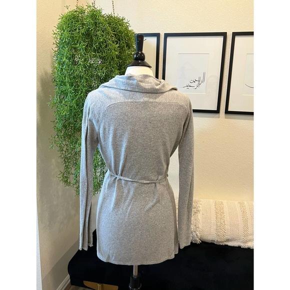 BCBG Maxazria Cashmere Sweater - Picture 4 of 10